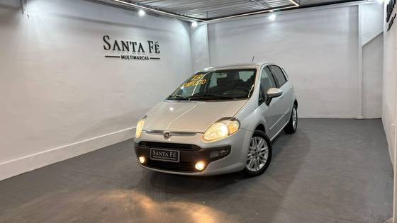 FIAT PUNTO 1.6 ESSENCE 16V FLEX 4P MANUAL FIAT PUNTO 1.6 ESSENCE 16V FLEX 4P MANUAL